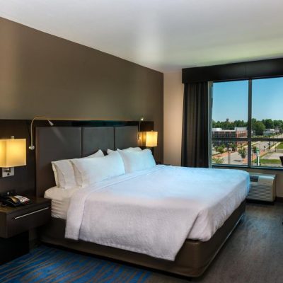 HOLIDAY INN | PADUCAH RIVERFRONT